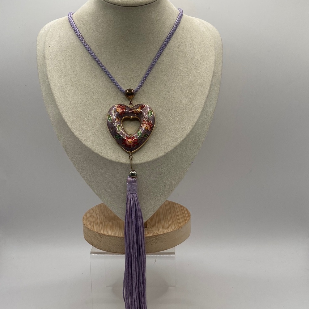 Vintage VTG Cloisonné Double Sided Puffed Heart Pendant Necklace Frminine 29”L